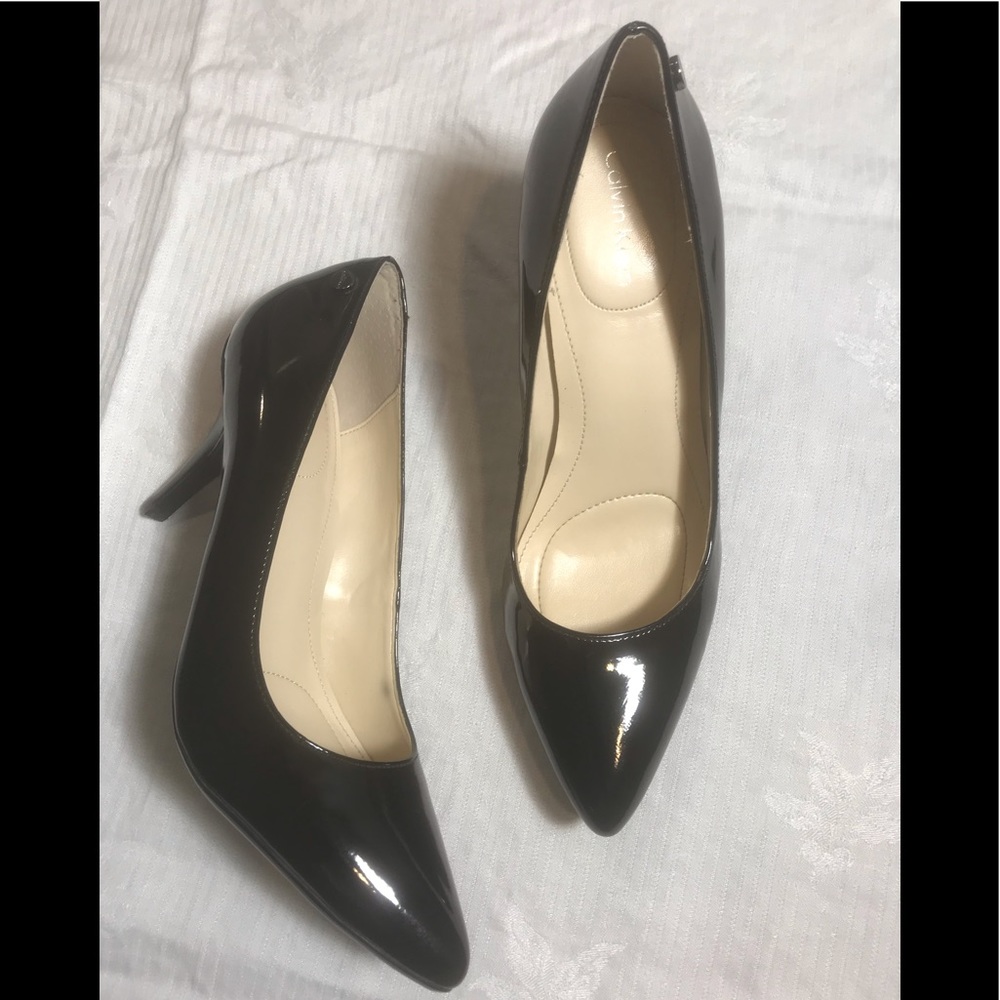 Calvin Klein 5.5 black patent leather heels